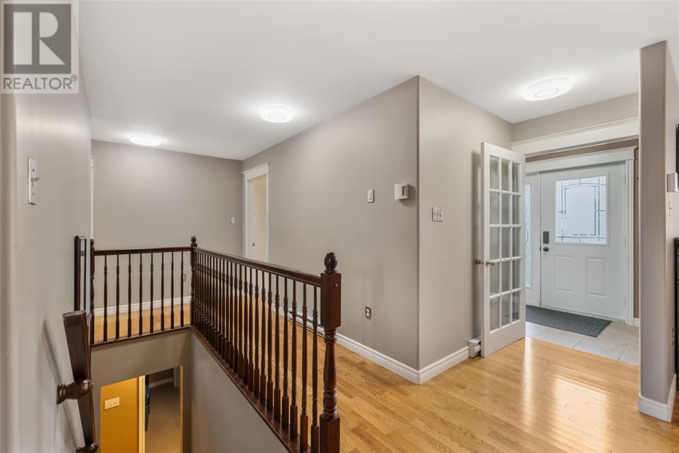 86 Hollyberry Drive, photo 14 of 37