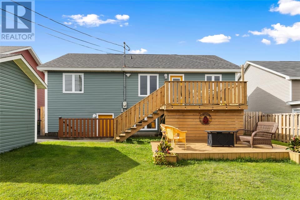 86 Hollyberry Drive, photo 29 of 37
