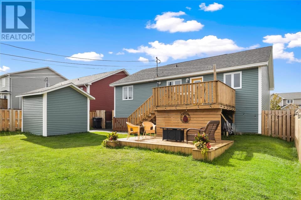 86 Hollyberry Drive, photo 30 of 37