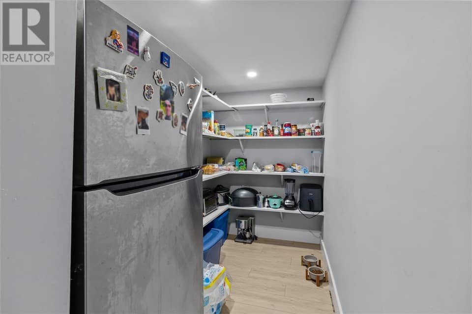 163 Patrick Street, photo 10 of 20