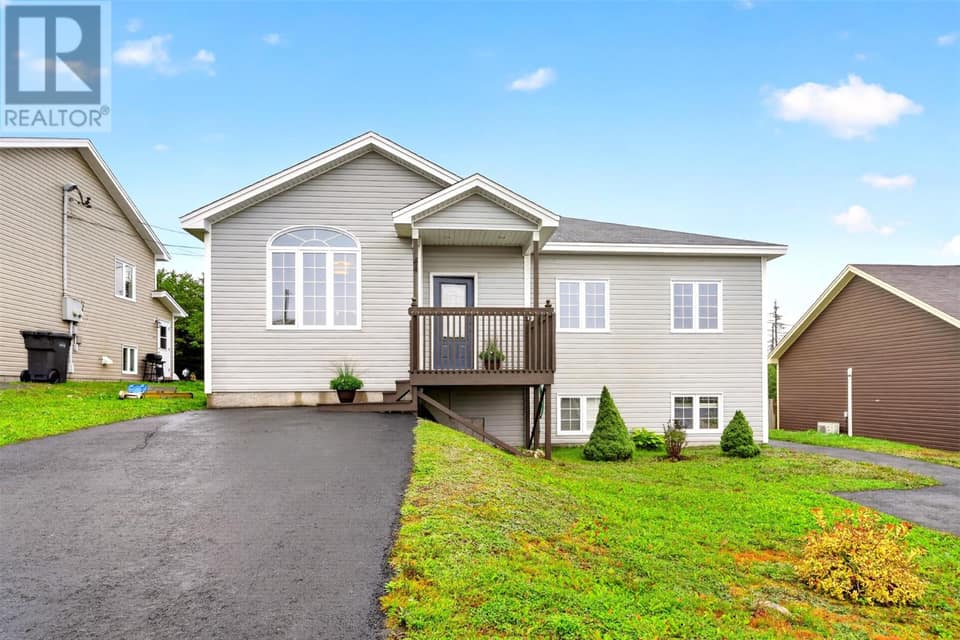 44 Seascape Drive, photo 1 of 37