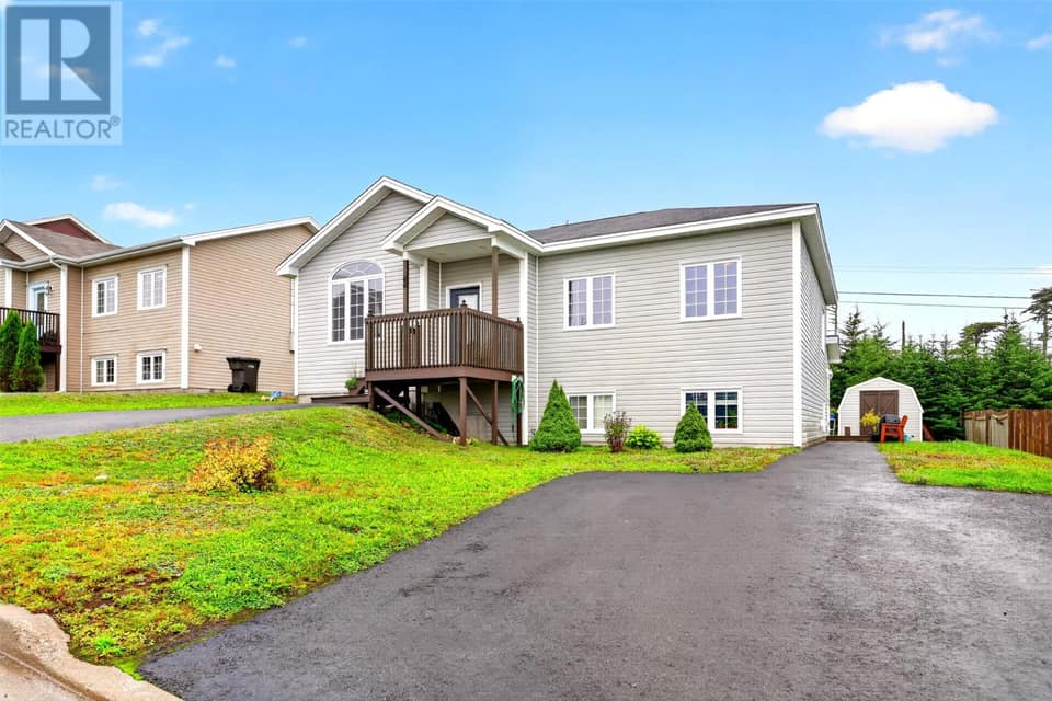 44 Seascape Drive, photo 3 of 37