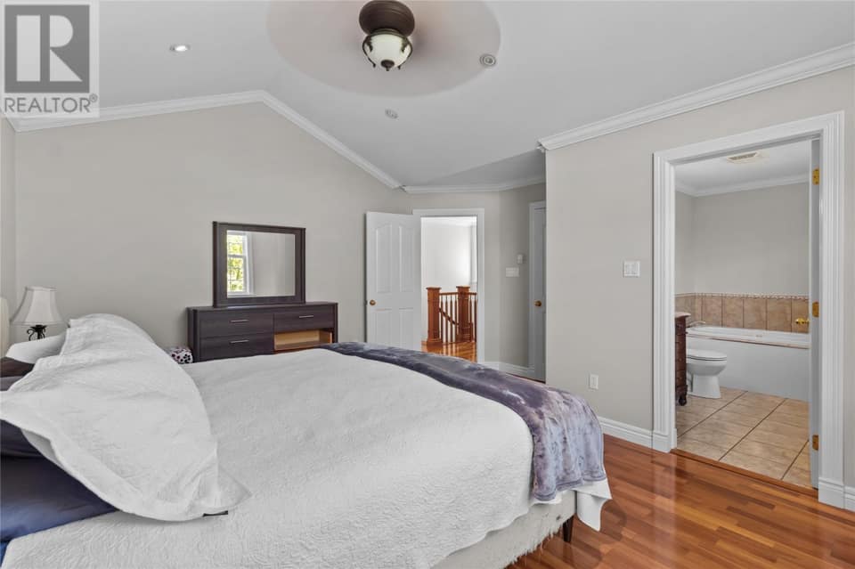 3 Maple Street, photo 17 of 42