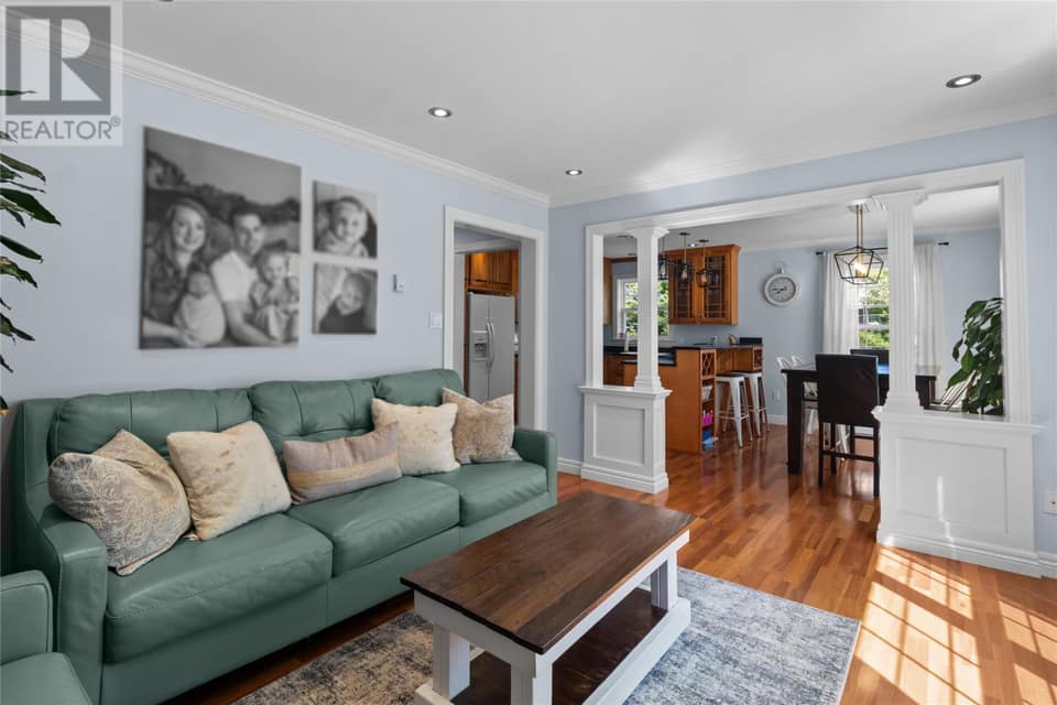 3 Maple Street, photo 7 of 42