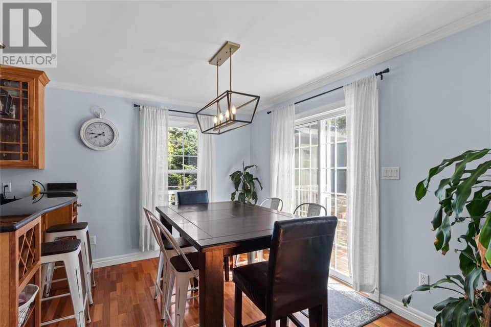 3 Maple Street, photo 8 of 42