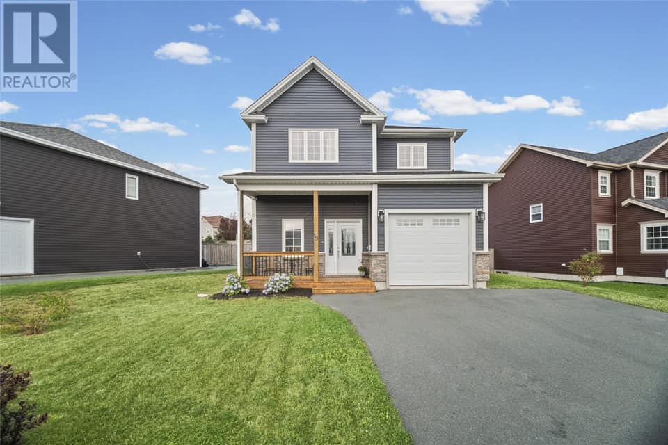 18 Challenger Crescent, photo 1 of 34