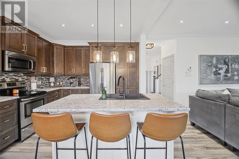18 Challenger Crescent, photo 9 of 34