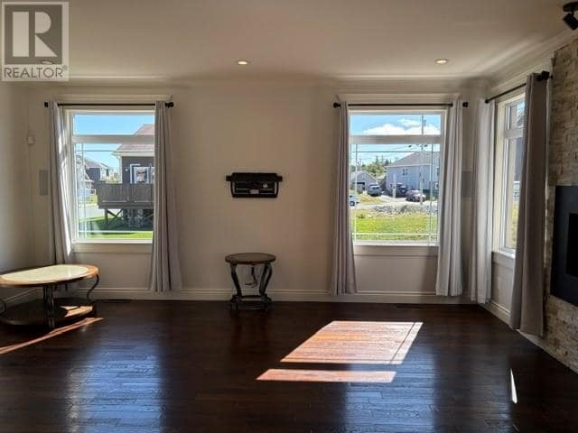 111 Cheeseman Drive, photo 12 of 49