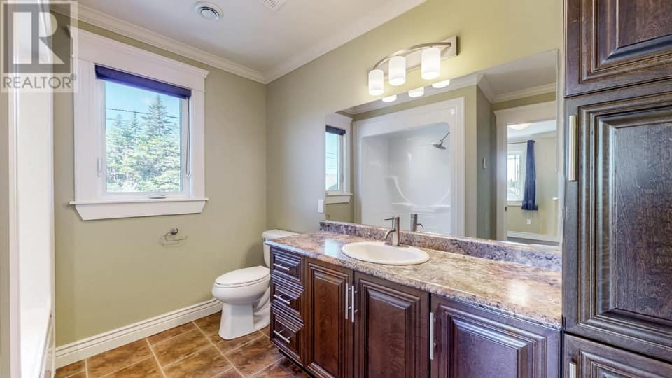 111 Cheeseman Drive, photo 21 of 49