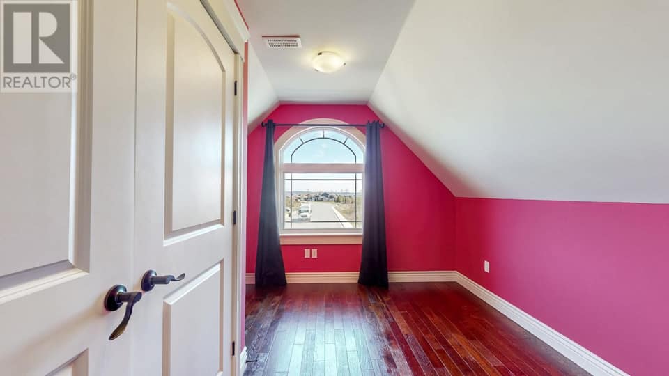 111 Cheeseman Drive, photo 24 of 49