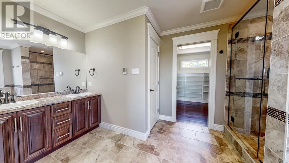 111 Cheeseman Drive, photo 30 of 49