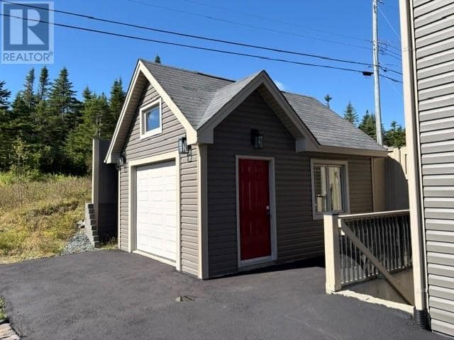 111 Cheeseman Drive, photo 44 of 49