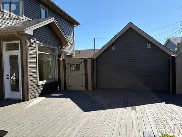 111 Cheeseman Drive, photo 48 of 49