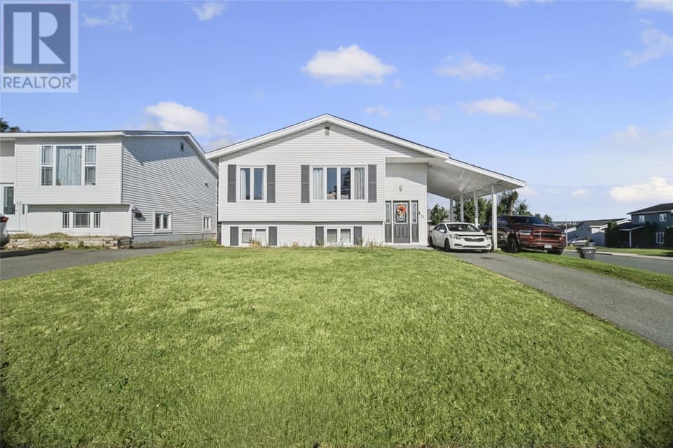31 Princeton Crescent, photo 1 of 31