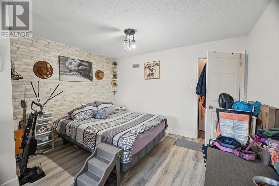 31 Princeton Crescent, photo 17 of 31