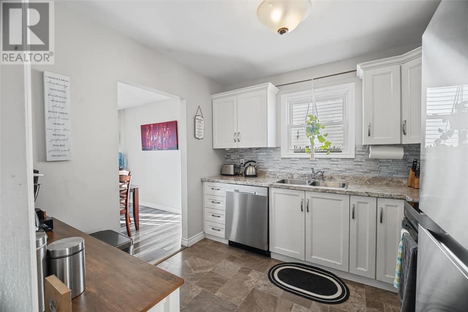 31 Princeton Crescent, photo 7 of 31