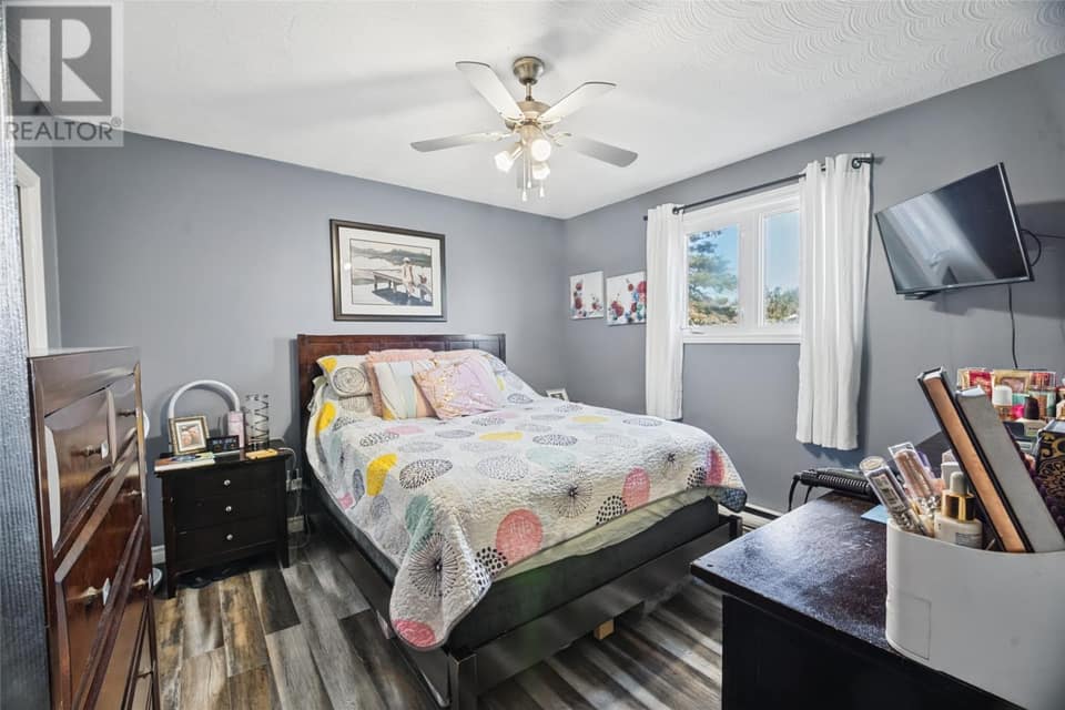 31 Princeton Crescent, photo 9 of 31