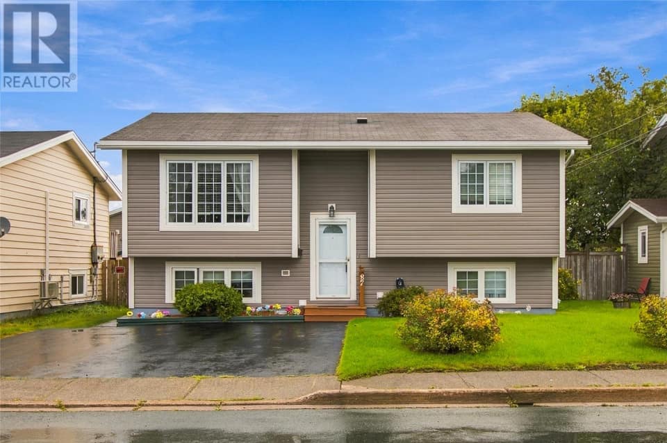 87 Guzzwell Drive, photo 1 of 37