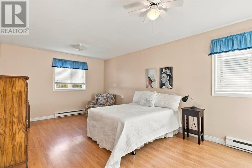 87 Guzzwell Drive, photo 12 of 37