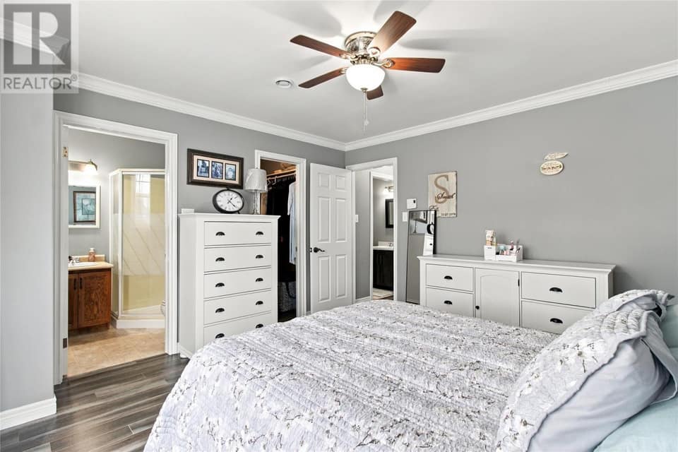 176 Green Acre Drive, photo 18 of 25