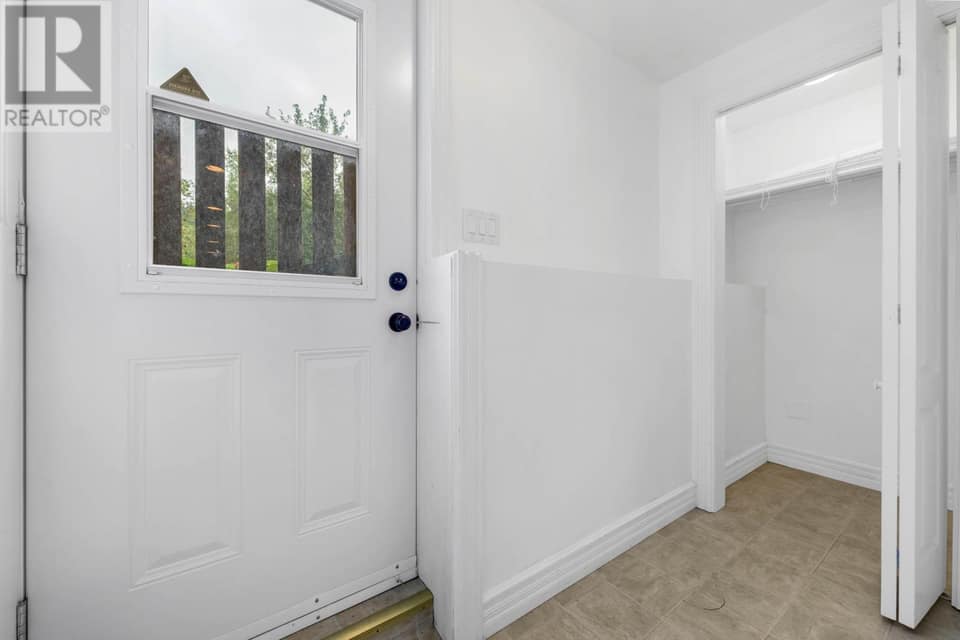 101 Waterford Bridge Road, photo 34 of 47